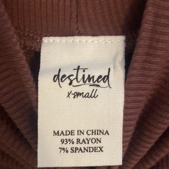 Tillys, maroon, size xs top - Picture 2 of 3